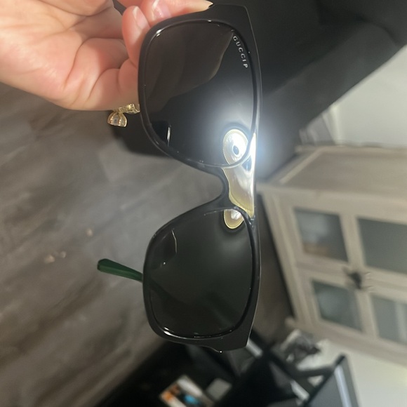 Gucci sunglasses - Picture 8 of 11